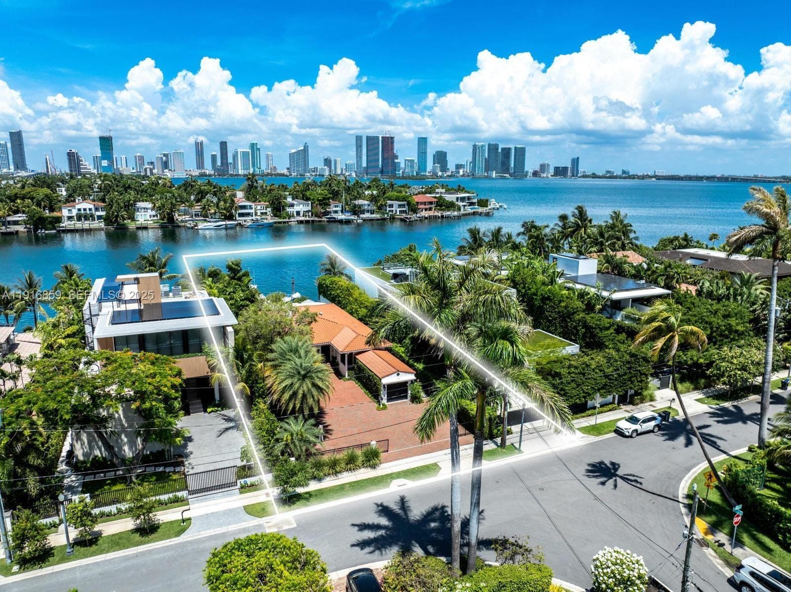 460 W Dilido Drive, Miami Beach, FL 33139 photo 3
