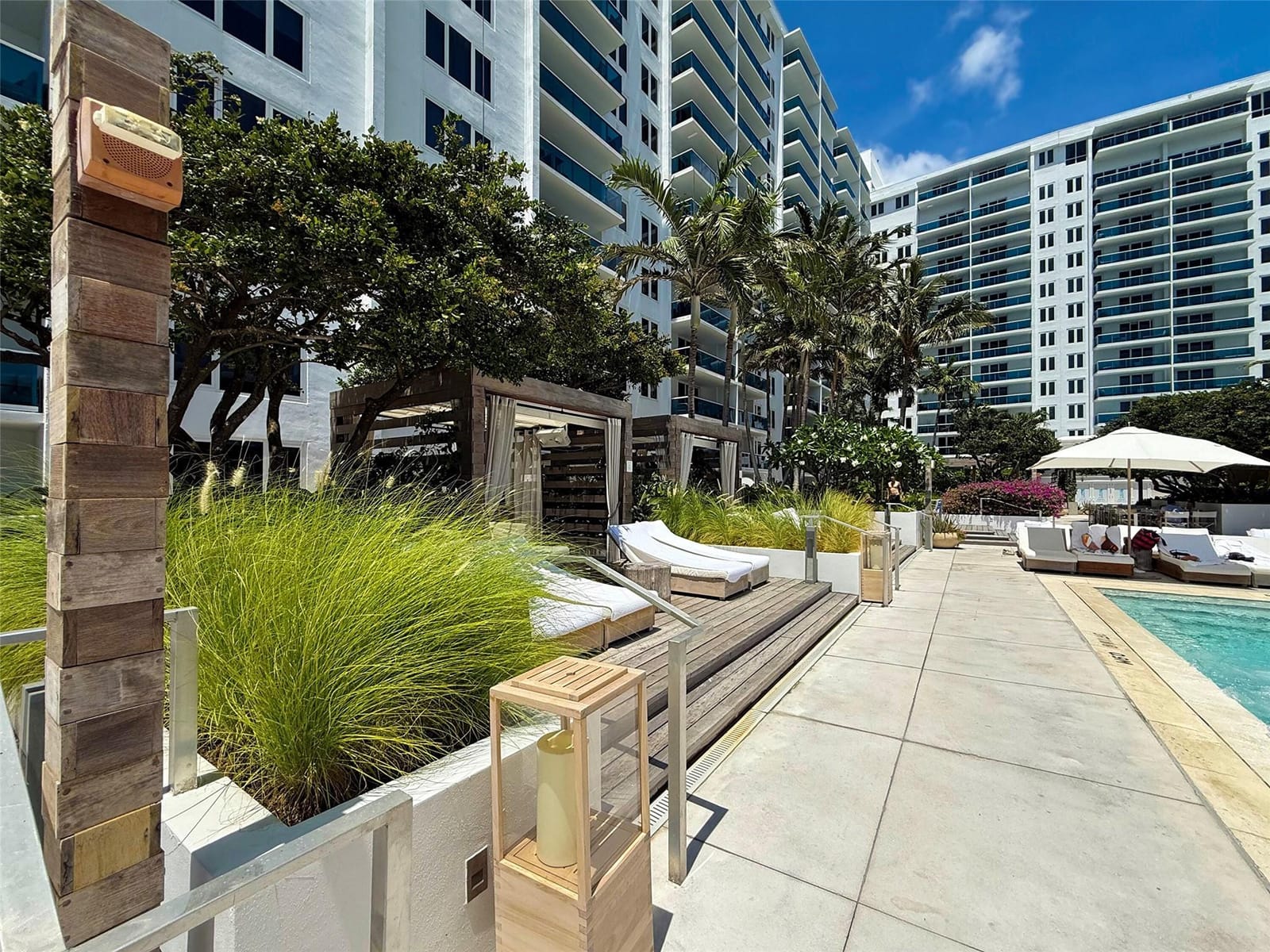 2301 Collins Avenue 323 — photo 12