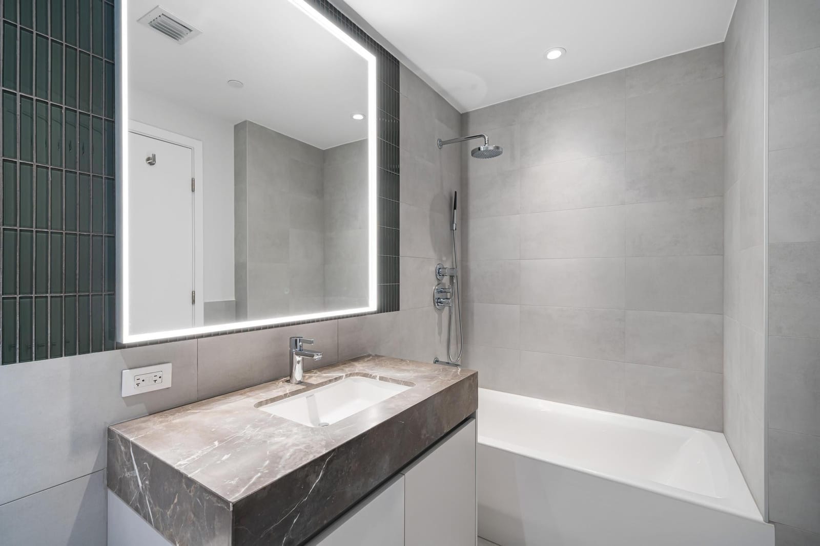 500 Alton 2702 — photo 11