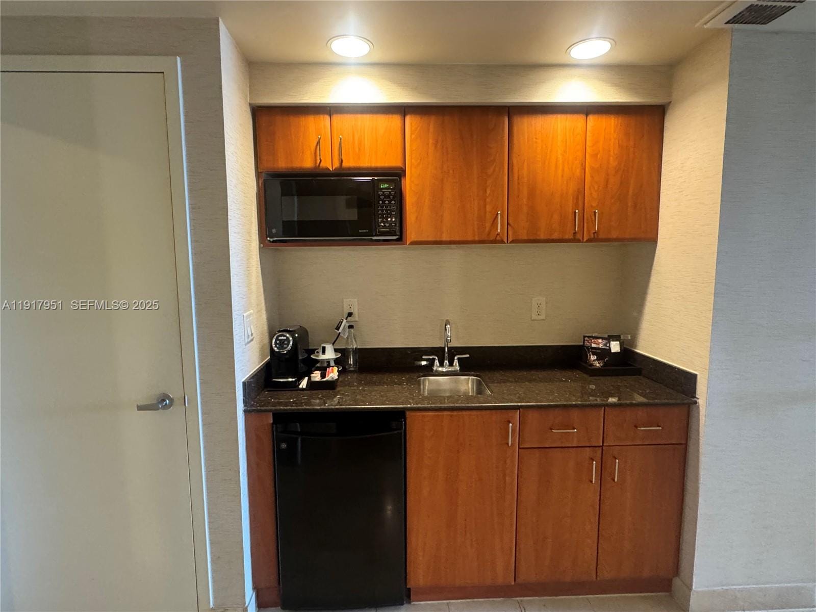 18001 Collins Avenue 2107, Sunny Isles Beach, FL 33160 photo 17