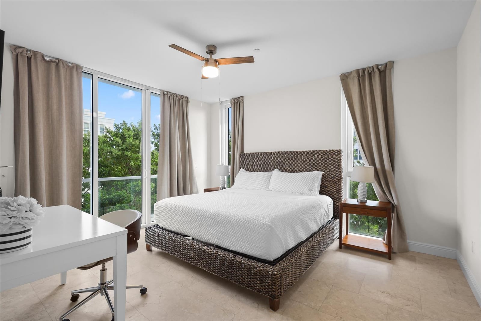 120 SE 19th Avenue 404, Deerfield Beach, FL 33441 photo 18
