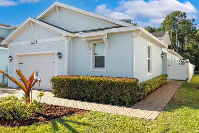 149 SE Via Visconti, Port St. Lucie, FL 34952