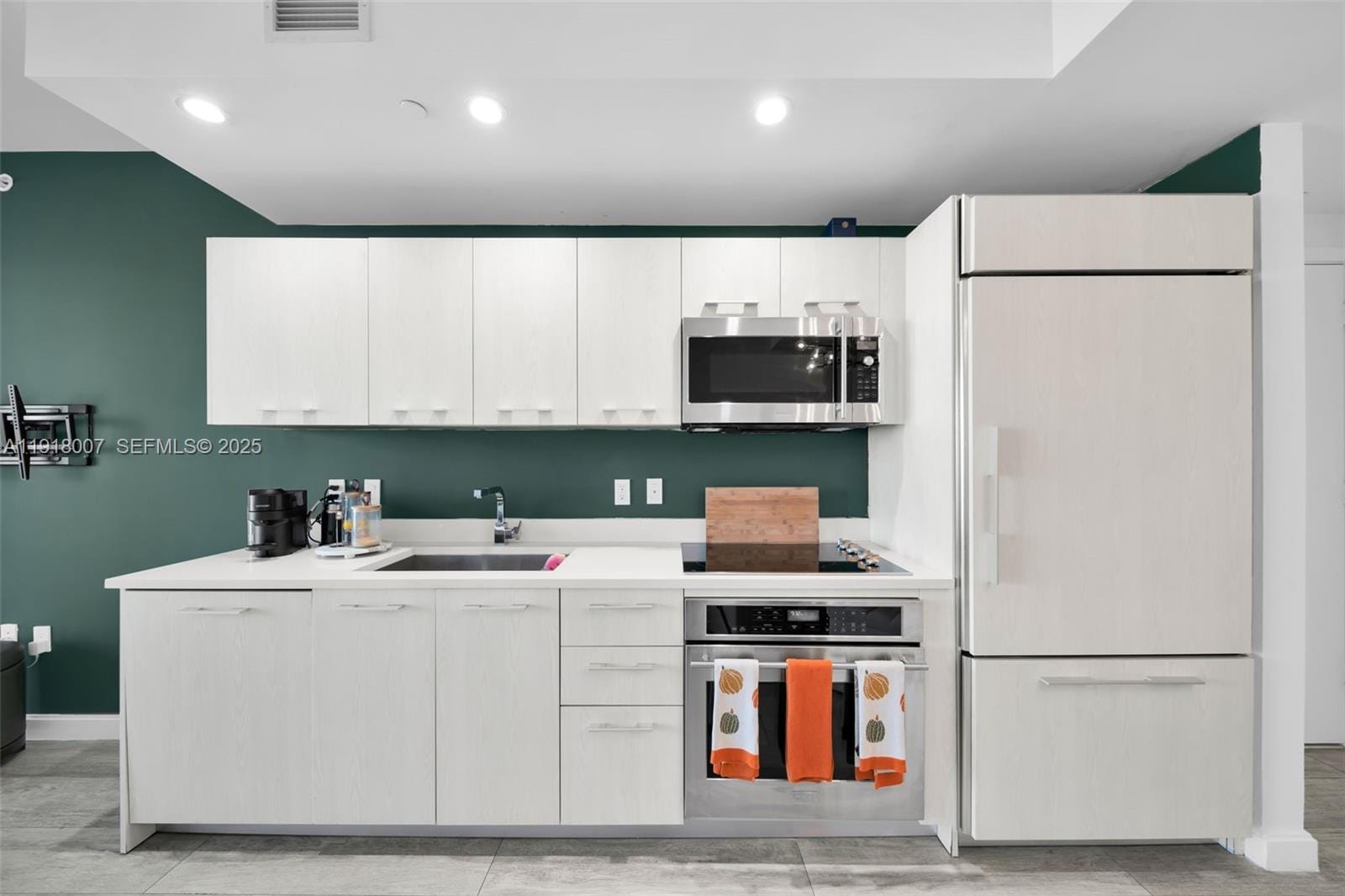 45 SW 9th Street 3909 — photo 3
