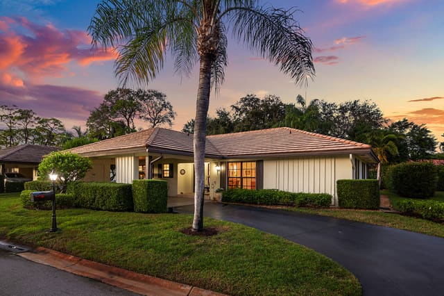 481 Forestview Drive, sold in Forestview Villas, Atlantis, FL