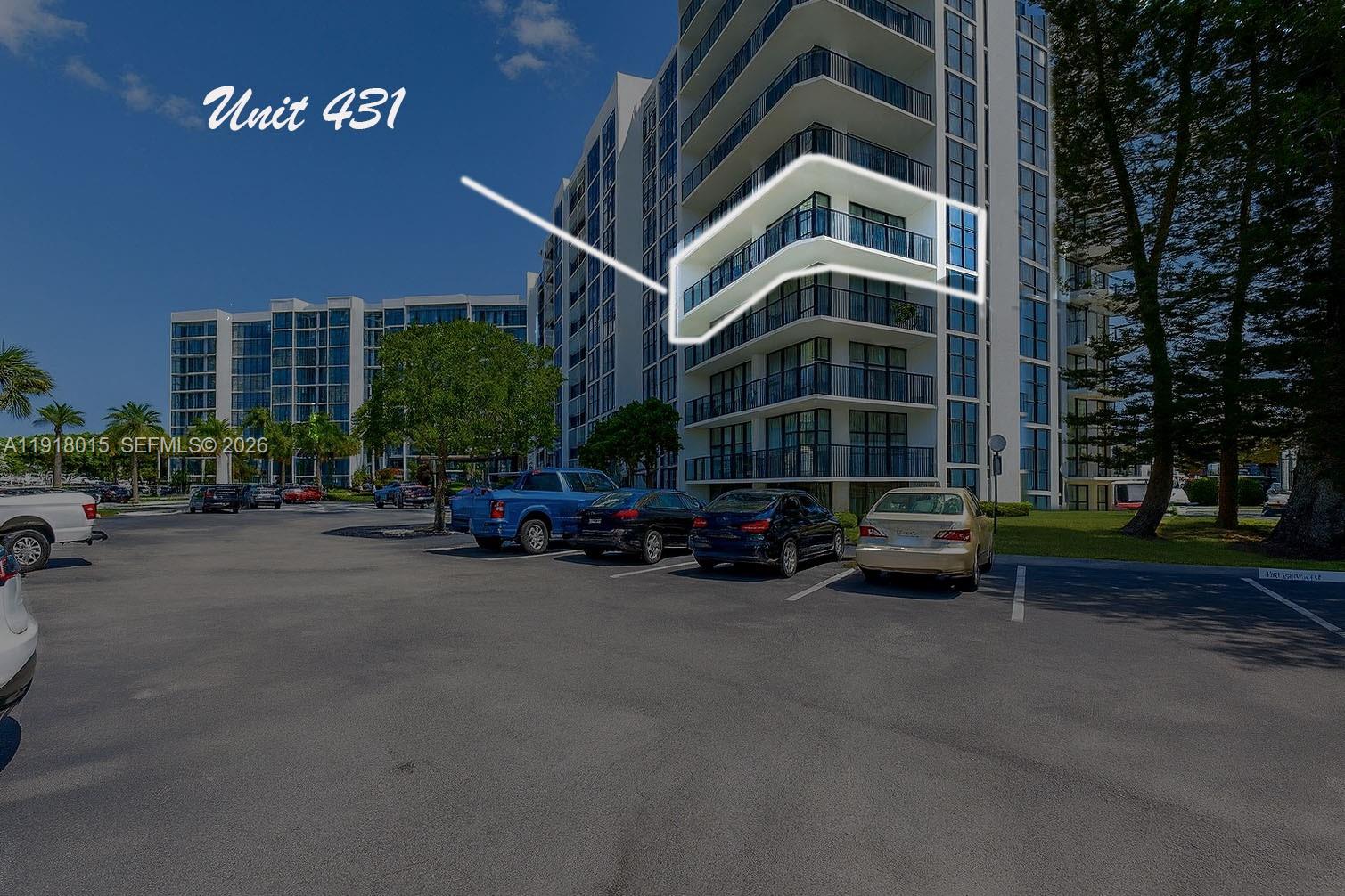1000 Parkview Drive 431 — photo 3