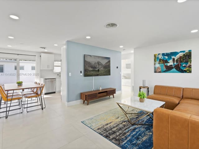 6340 Coolidge Street, Hollywood, FL 33024