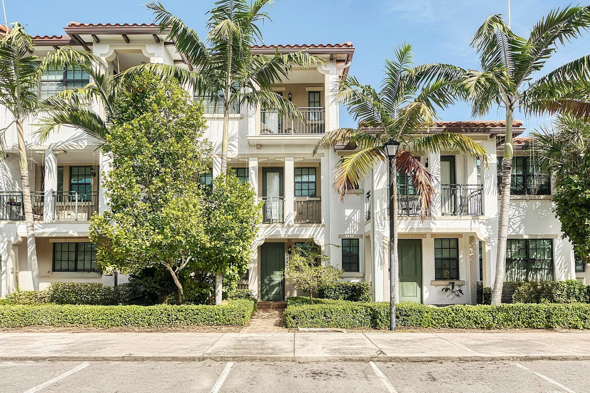 11303 SW 15th Street, Pembroke Pines, FL 33025, Pembroke Pines