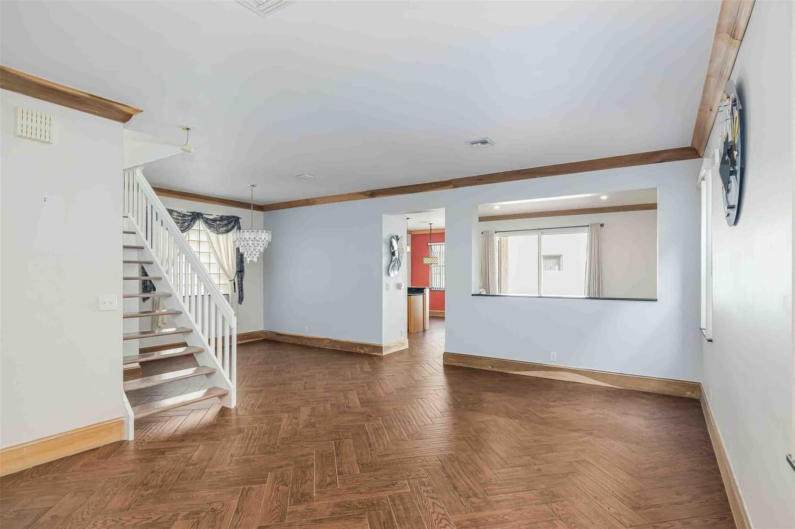 8612 Binghamton Avenue — photo 3