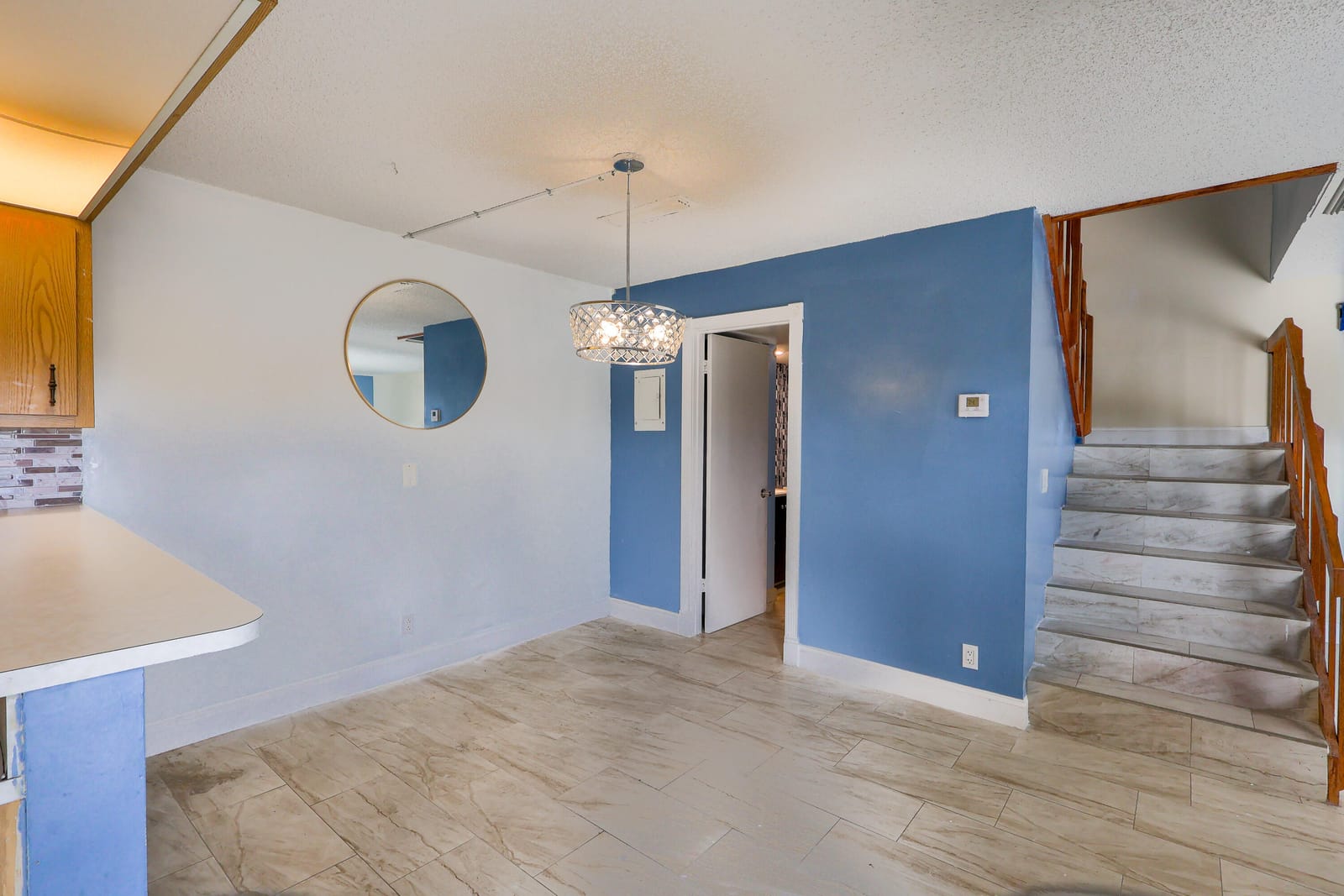 2464 Waterside Drive — photo 10