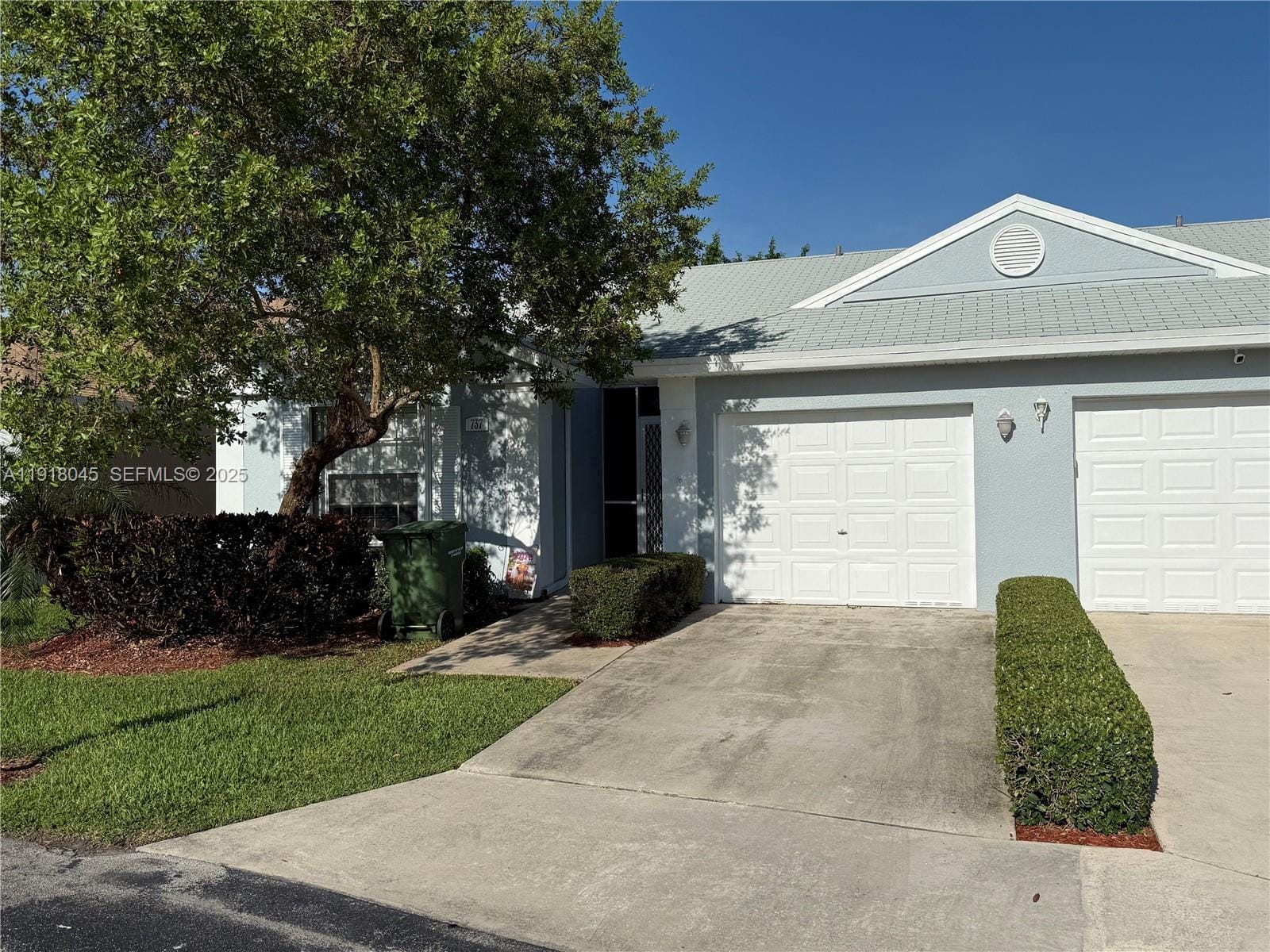 737 SE 22nd Drive, Homestead, FL 33033 photo 2