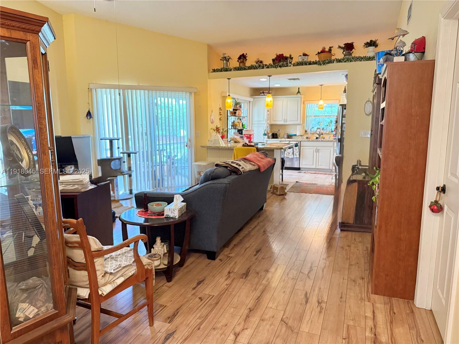 737 SE 22nd Drive, Homestead, FL 33033 photo 4
