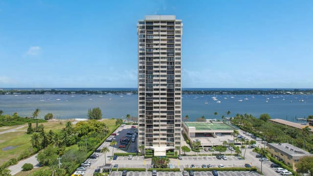 5600 N Flagler Drive 2802, West Palm Beach, FL 33407