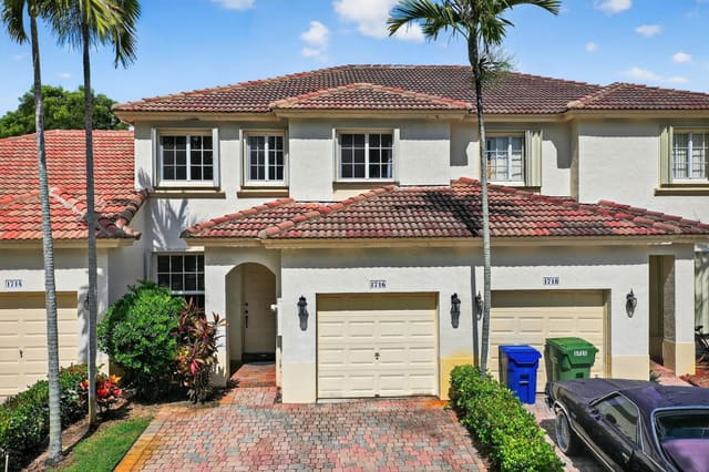 1716 NW 78th Way, Hollywood, FL 33024