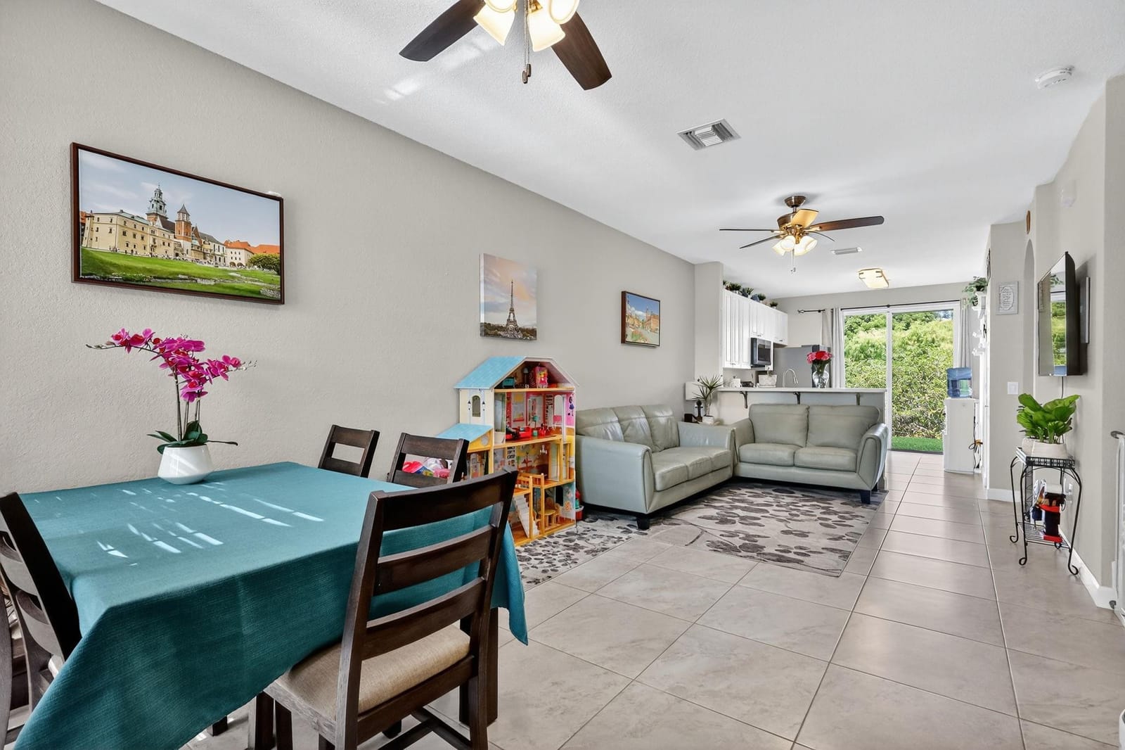 1716 NW 78th Way, Hollywood, FL 33024 photo 3