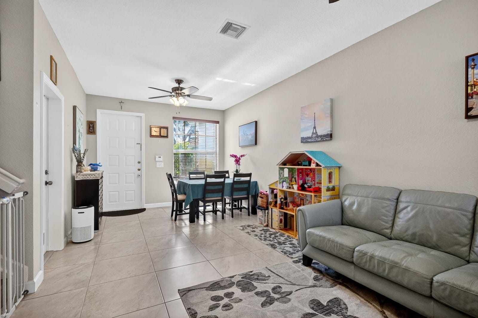 1716 NW 78th Way, Hollywood, FL 33024 photo 4