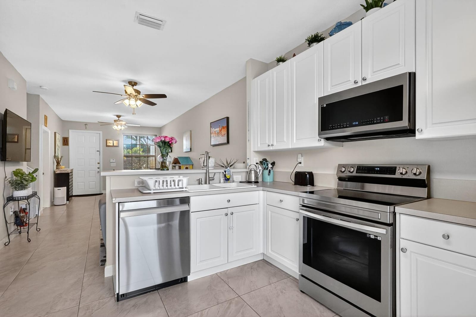 1716 NW 78th Way, Hollywood, FL 33024 photo 8