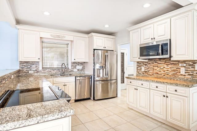 5340 NE 17th Avenue, sold in Coral Ridge Isles 45-47 B, Fort Lauderdale, FL