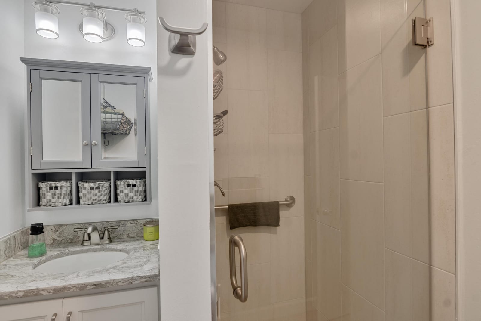 68 Royal Oak Court 202, Vero Beach, FL 32962 photo 15