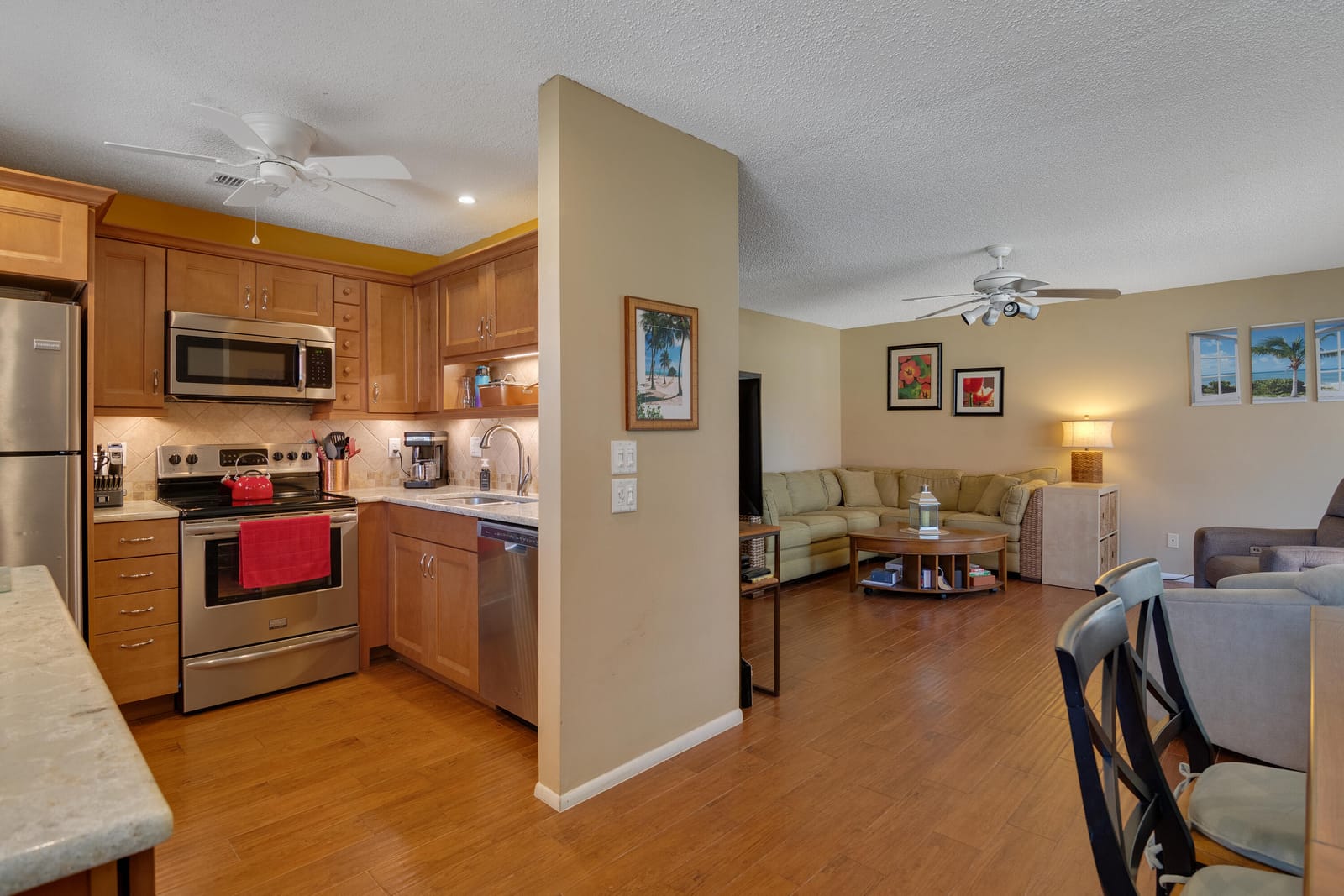 68 Royal Oak Court 202 — photo 8