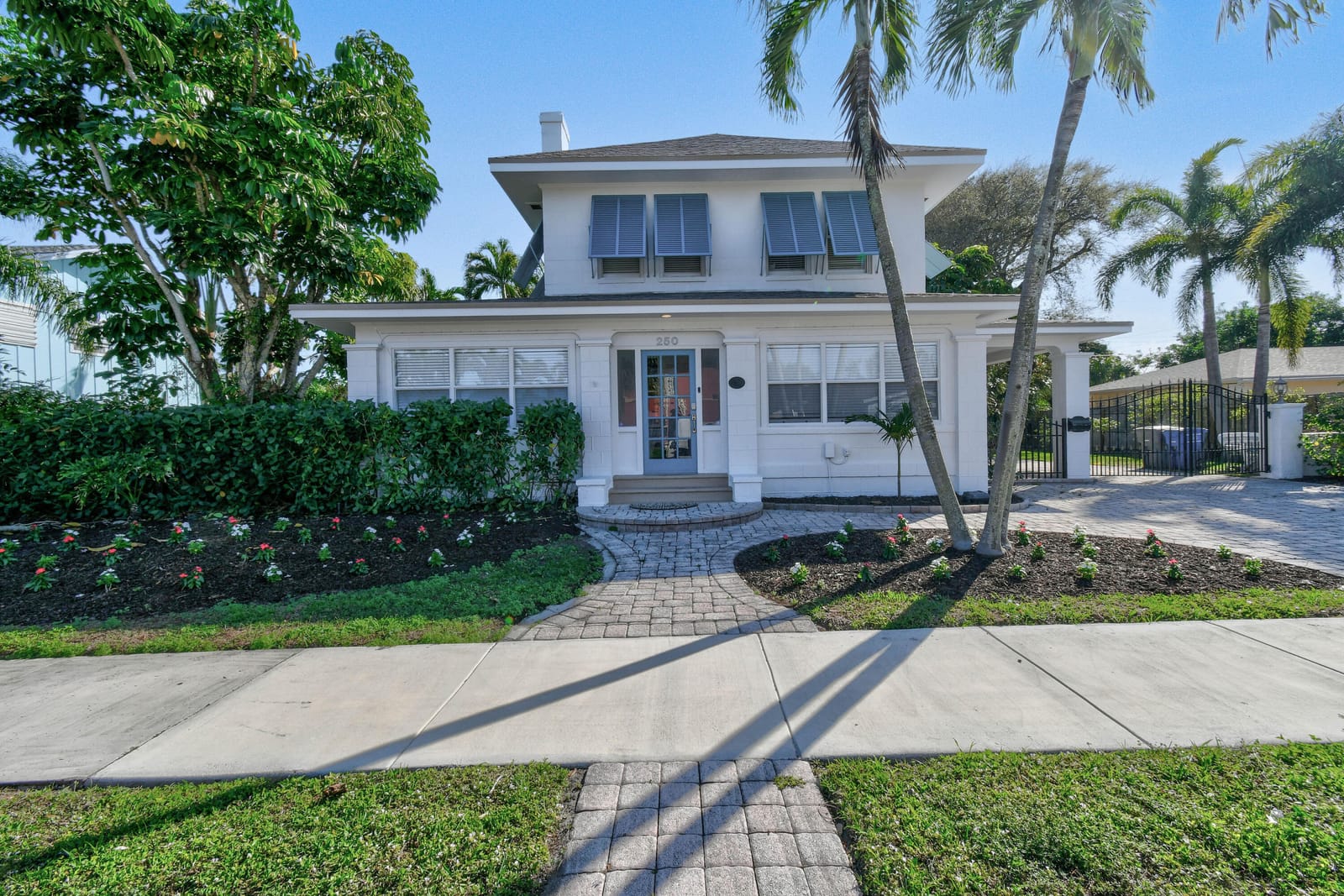250 Foresteria Drive, Lake Park, FL 33403