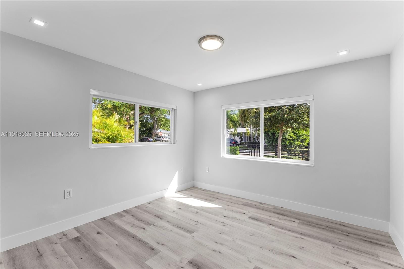 8910 NE 9th Court, Miami, FL 33138 photo 24