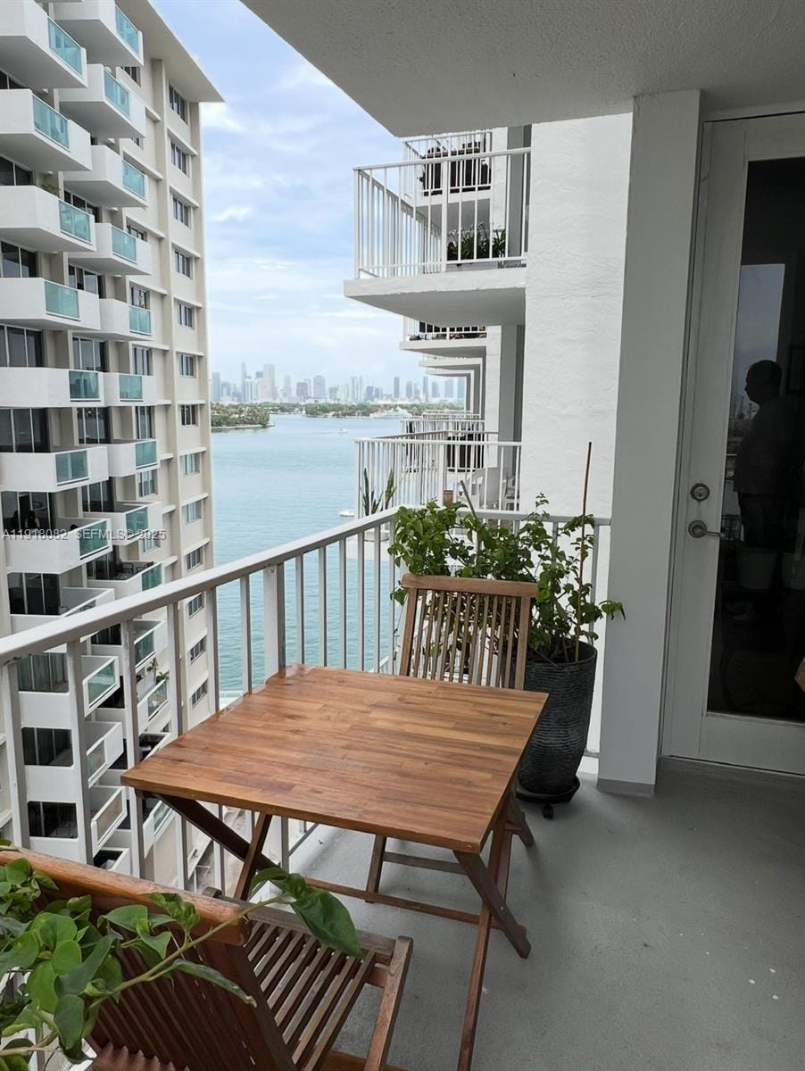 1228 West Avenue 911, Miami Beach, FL 33139 photo 12