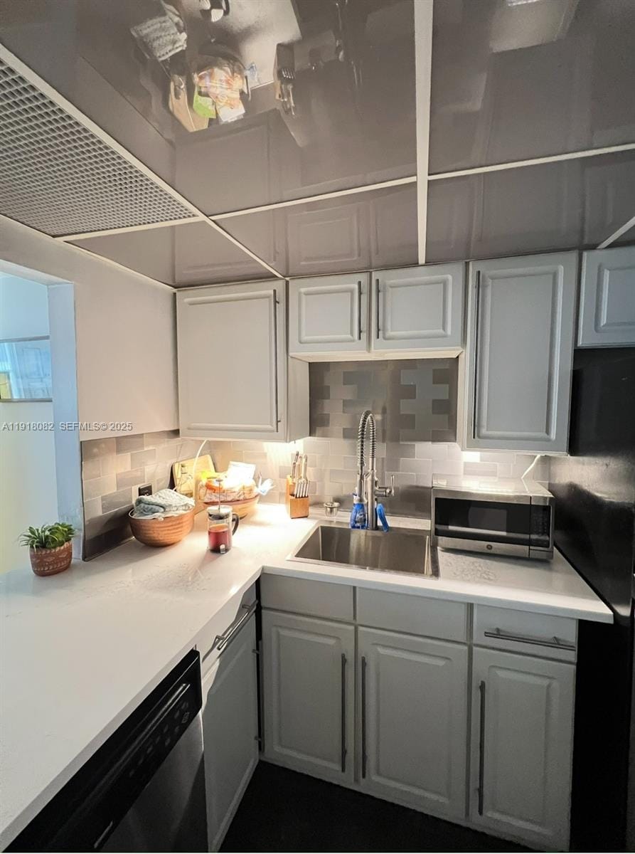 1228 West Avenue 911, Miami Beach, FL 33139 photo 4