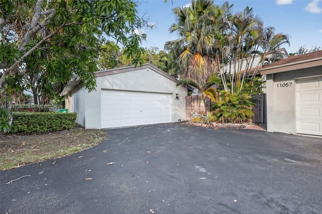 11053 SW 113th Place, sold in Sabal Chase, Miami, FL