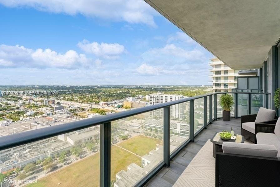 121 NE 34th Street 2811, Miami, FL 33137 photo 11