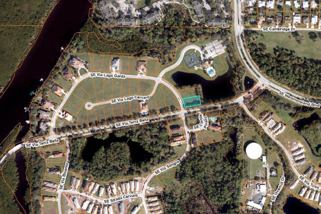 102 SE Via Lago Garda, Port St. Lucie, FL 34952