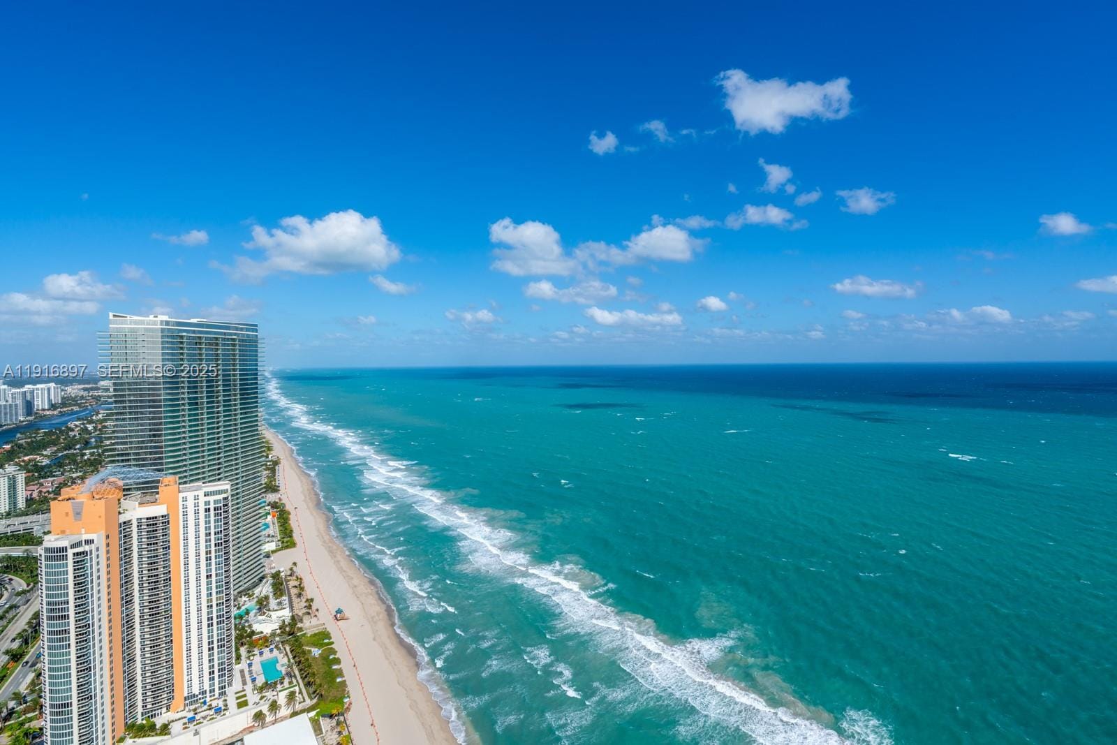 18555 Collins Avenue 5105, Sunny Isles Beach, FL 33160 photo 24