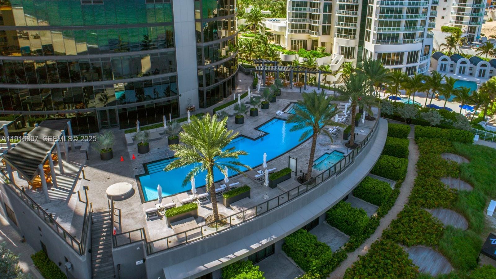 18555 Collins Avenue 5105, Sunny Isles Beach, FL 33160 photo 29