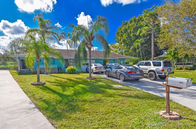 1082 SE Saint Lawrence Way, sold in Fishermans Cove, Stuart, FL