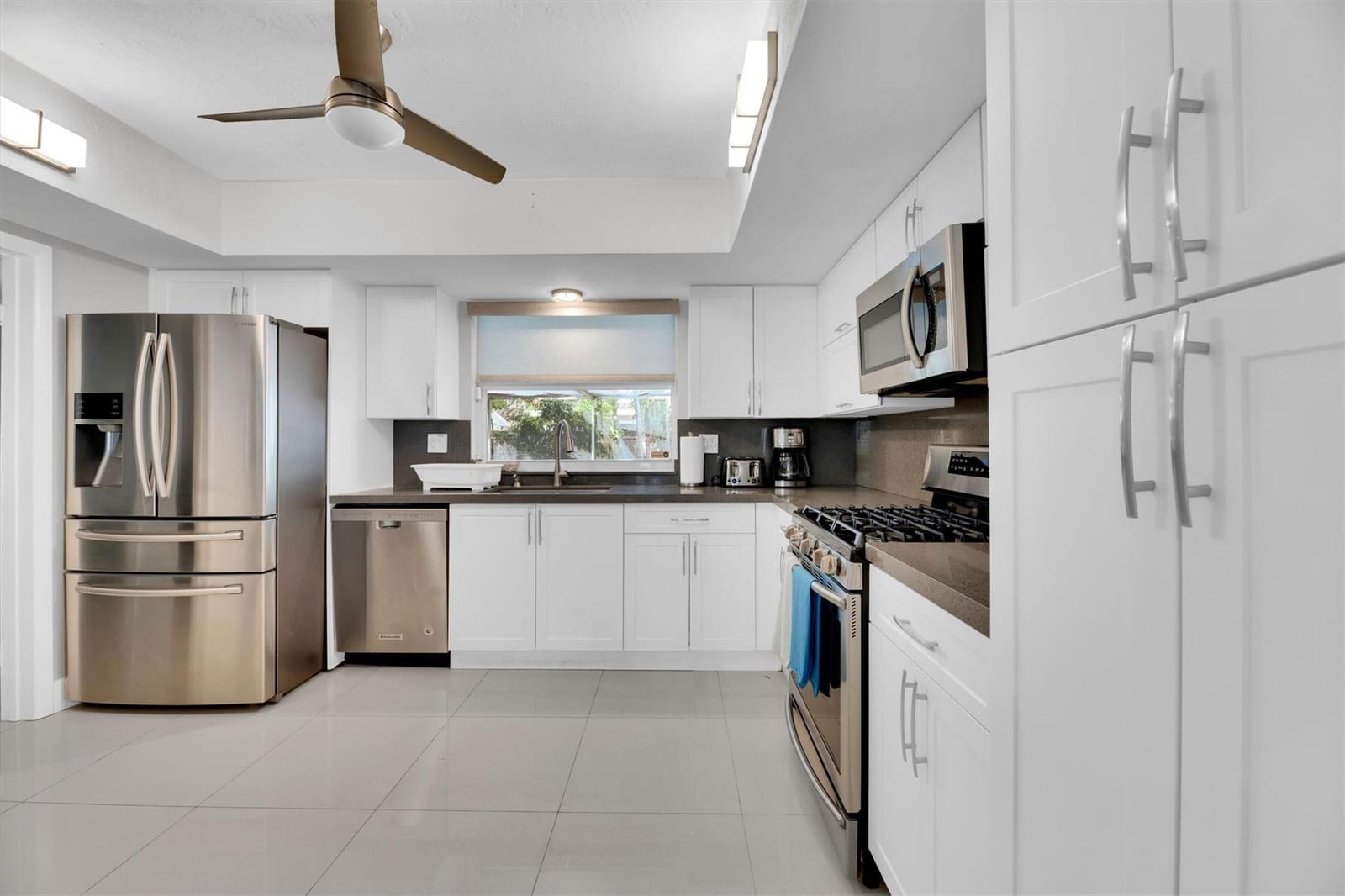 9611 NW 3rd Street — photo 8