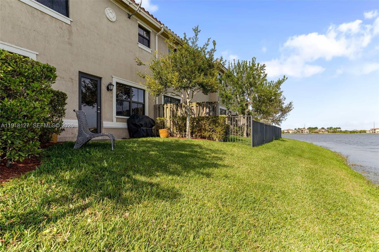 8456 Lake Majesty Lane 8456 — photo 3