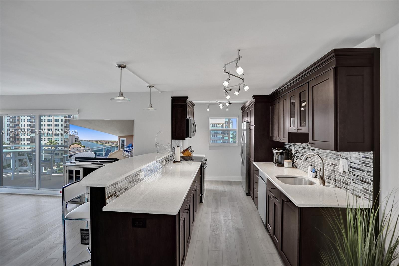 1160 Hillsboro Mile 701 701, Hillsboro Beach, FL 33062, Hillsboro Beach