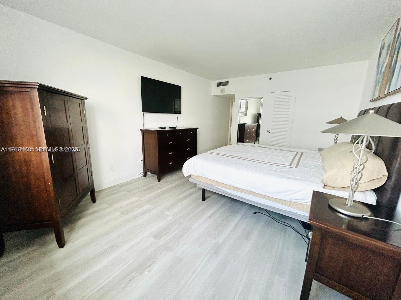 100 Lincoln Road 535 — photo 5