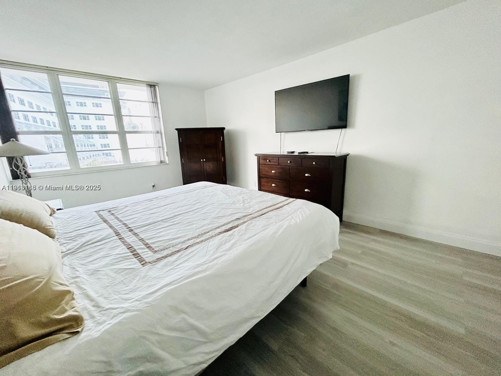 100 Lincoln Road 535 — photo 6