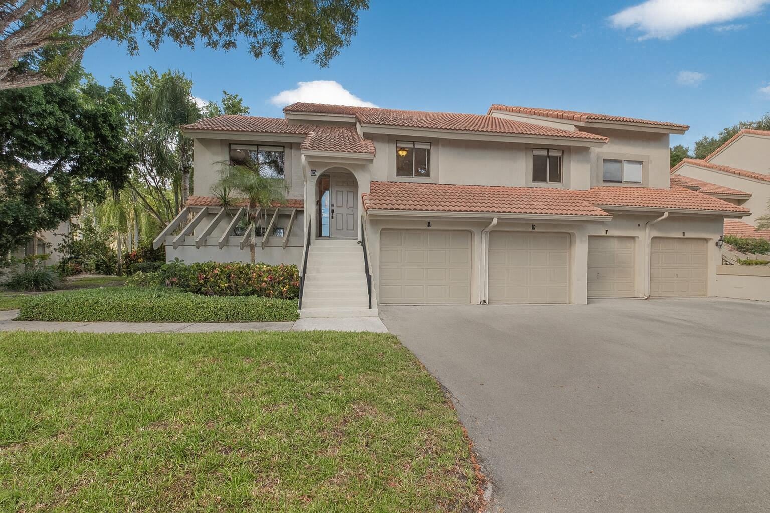 5600 Coach House Circle E, Boca Raton, FL 33486