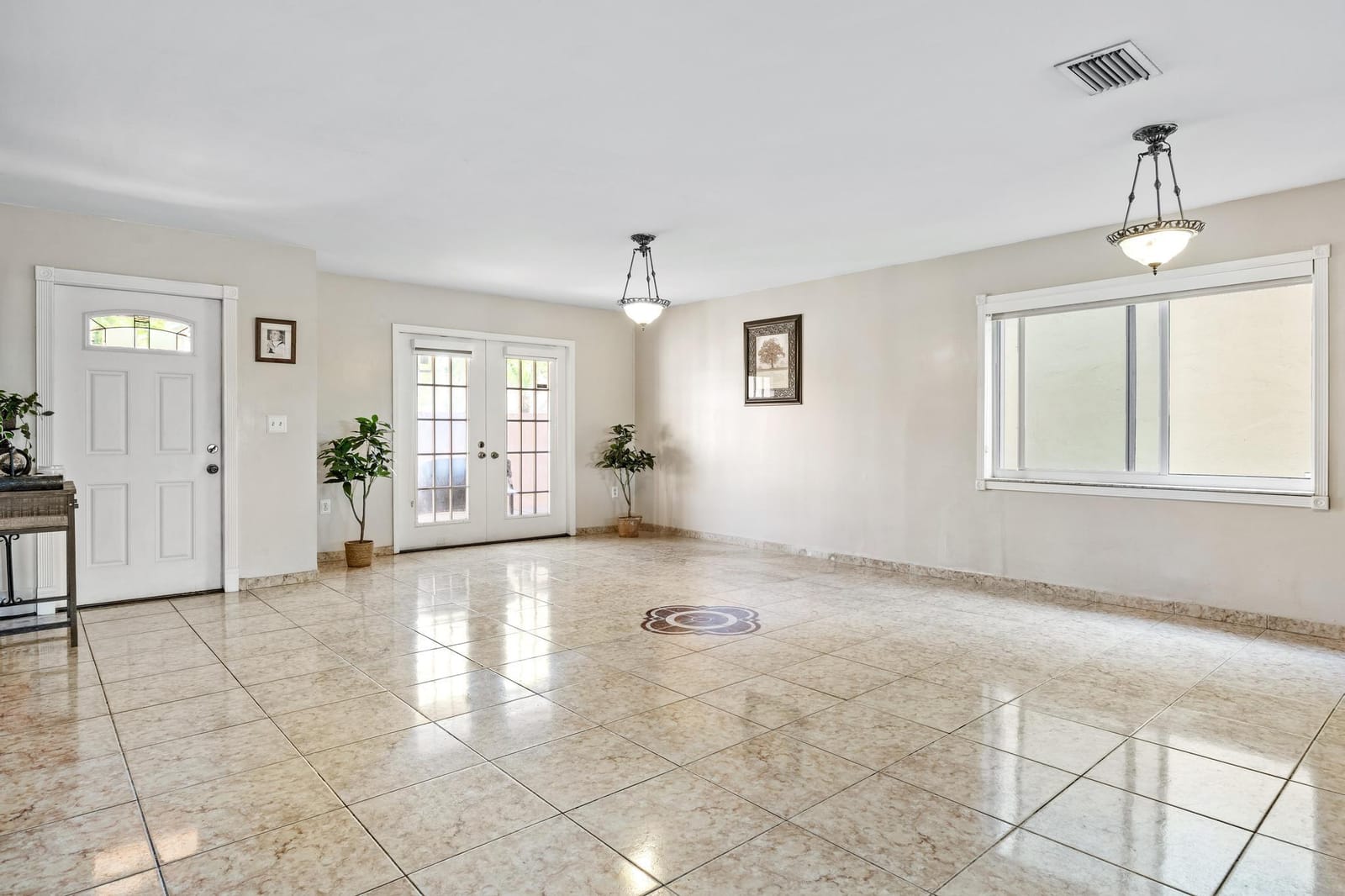 940 SW 96th Avenue — photo 6