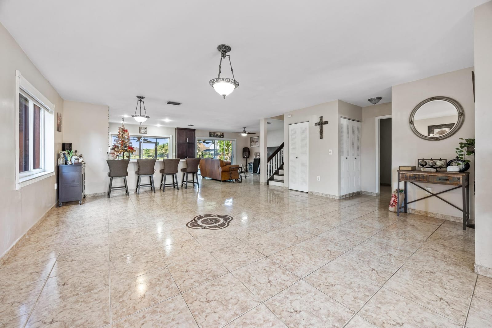 940 SW 96th Avenue — photo 9