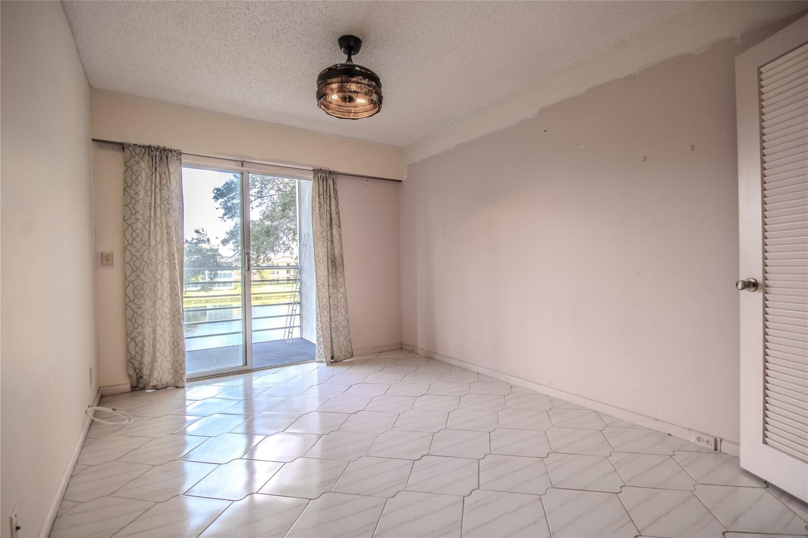 251 Preston F 251 — photo 5
