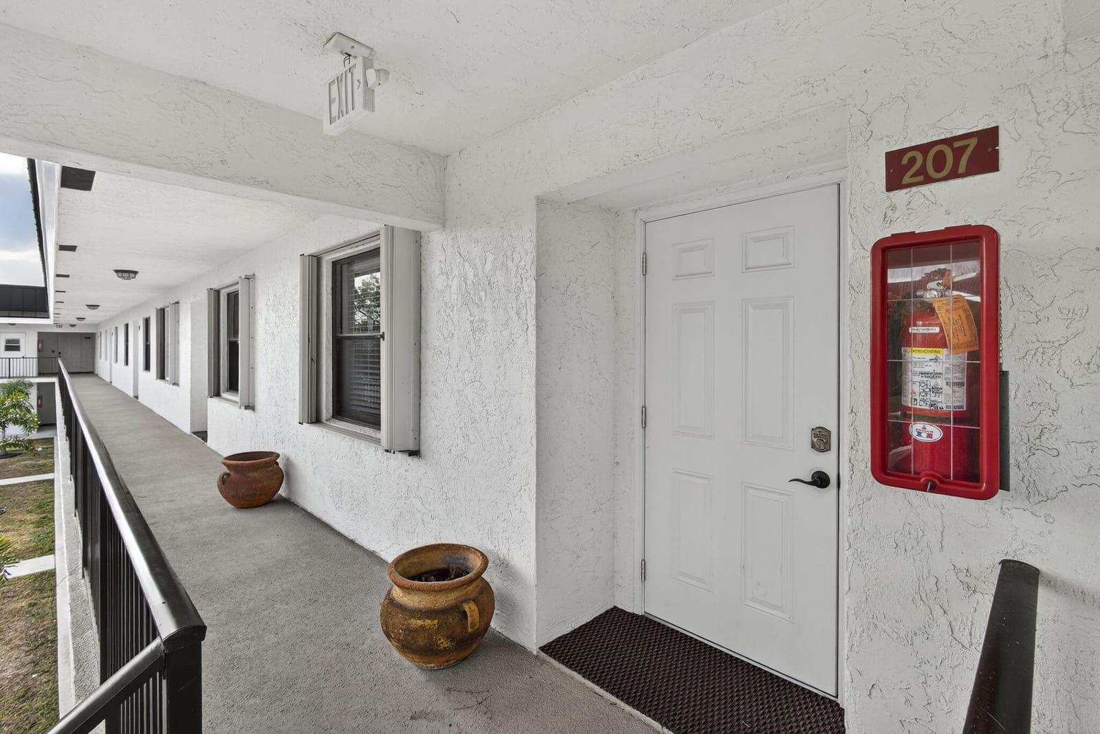 326 Southwind Court 207 — photo 4