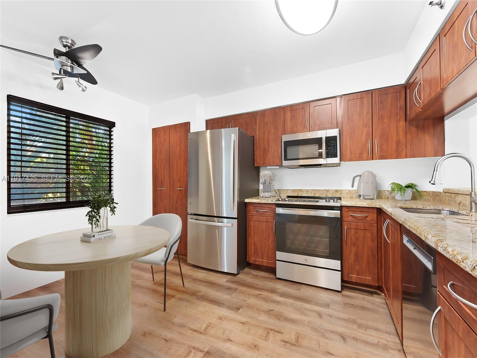 2202 S Cypress Bend Drive 204, Pompano Beach, FL 33069 photo 2