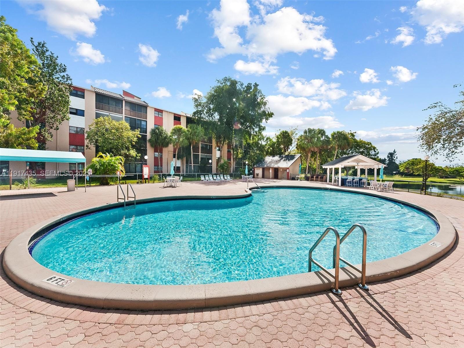 2202 S Cypress Bend Drive 204, Pompano Beach, FL 33069 photo 15