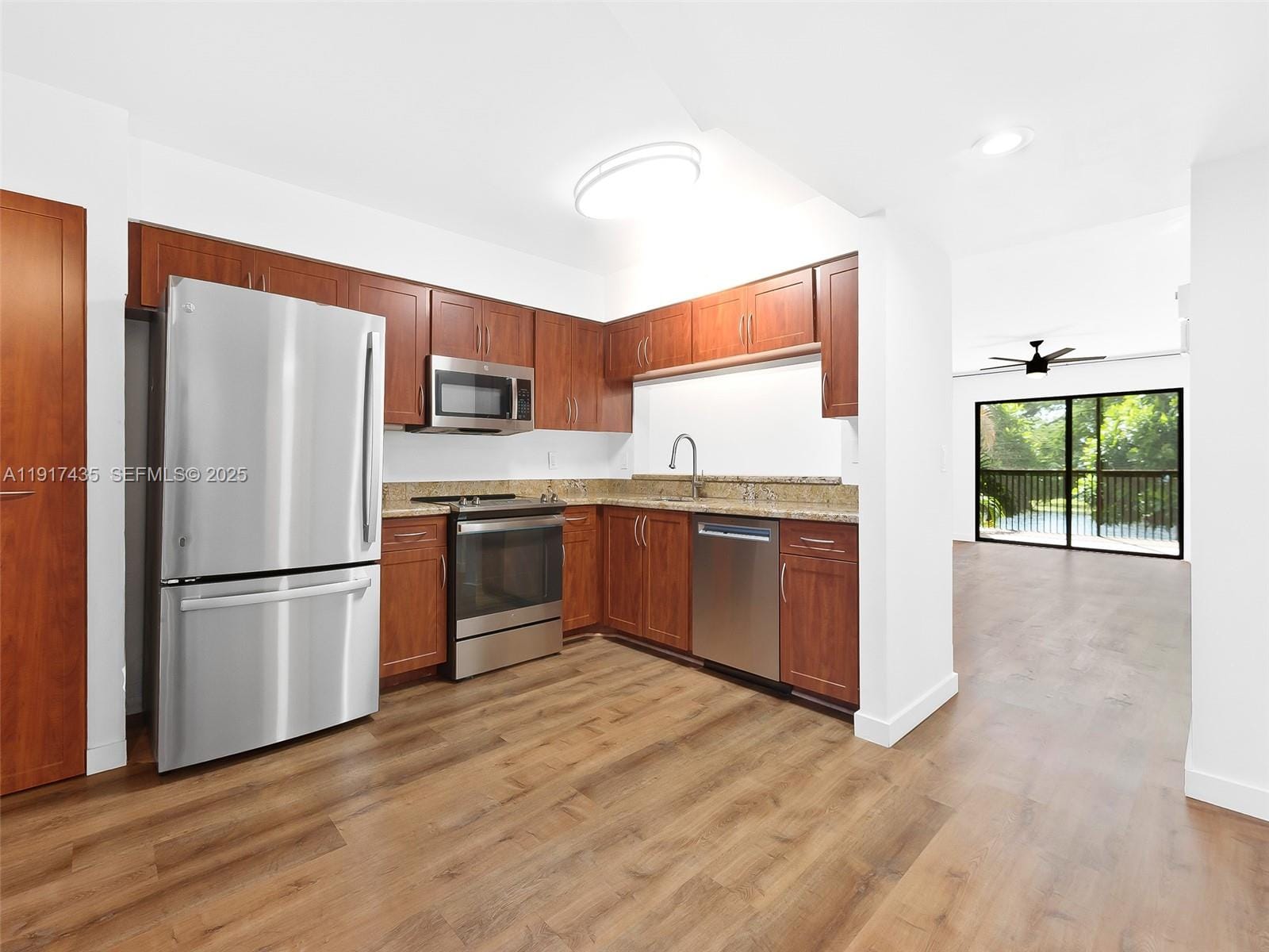 2202 S Cypress Bend Drive 204, Pompano Beach, FL 33069 photo 17