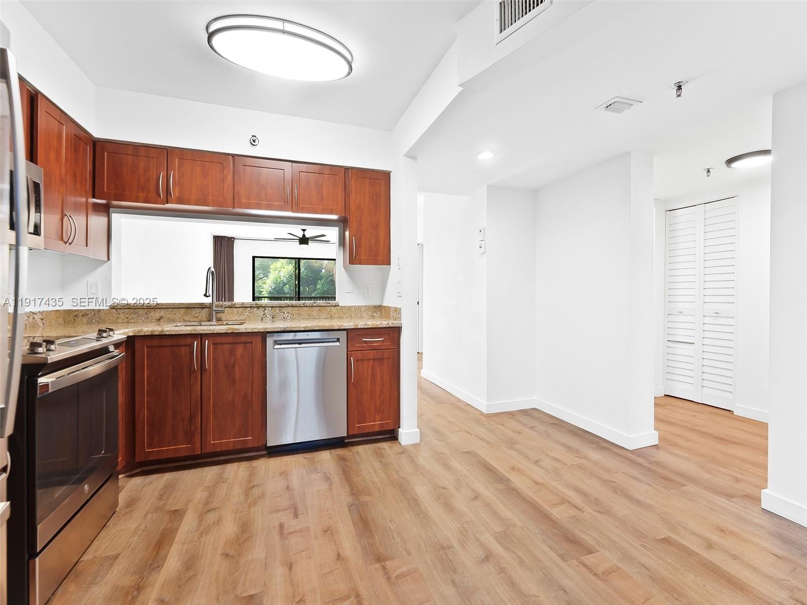 2202 S Cypress Bend Drive 204, Pompano Beach, FL 33069 photo 18
