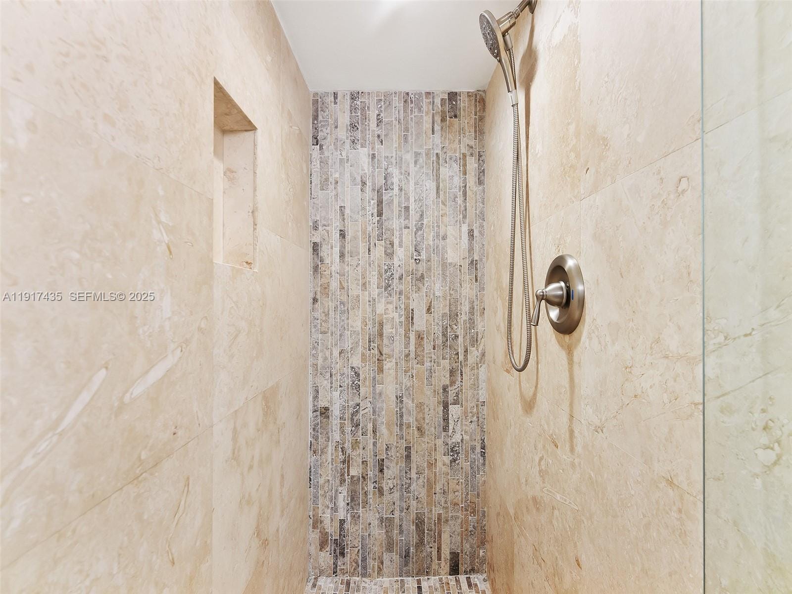 2202 S Cypress Bend Drive 204, Pompano Beach, FL 33069 photo 7