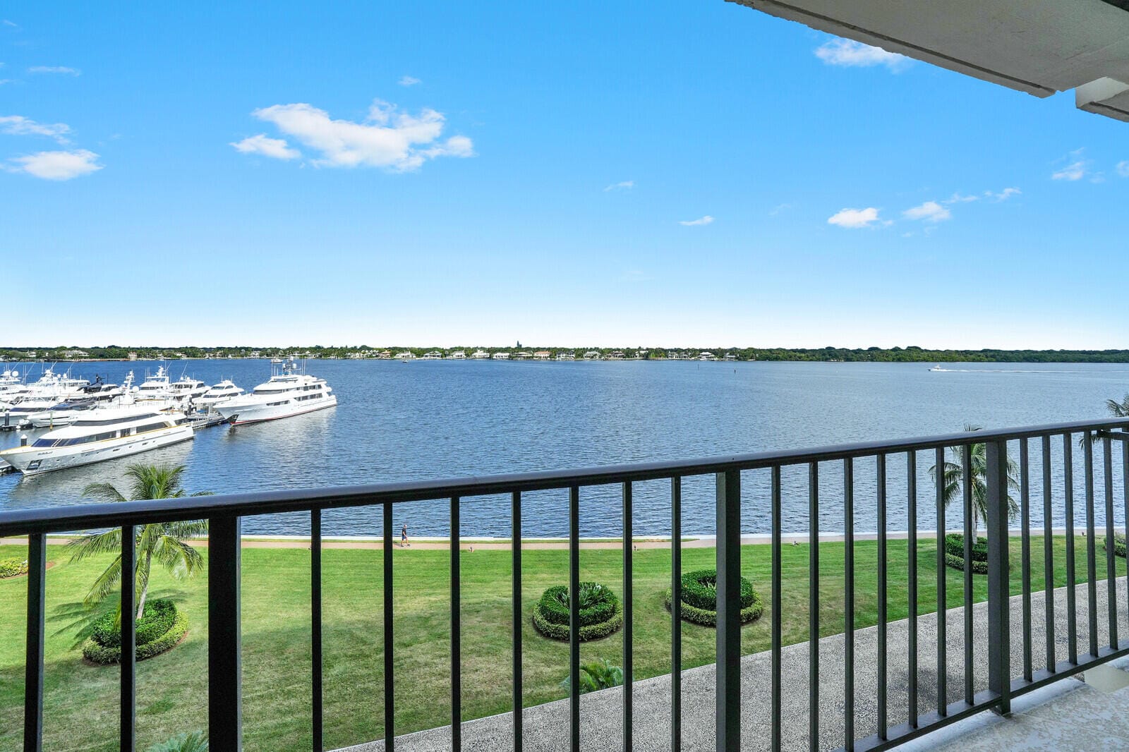 132 Lakeshore Drive 617, North Palm Beach, FL 33408 photo 14