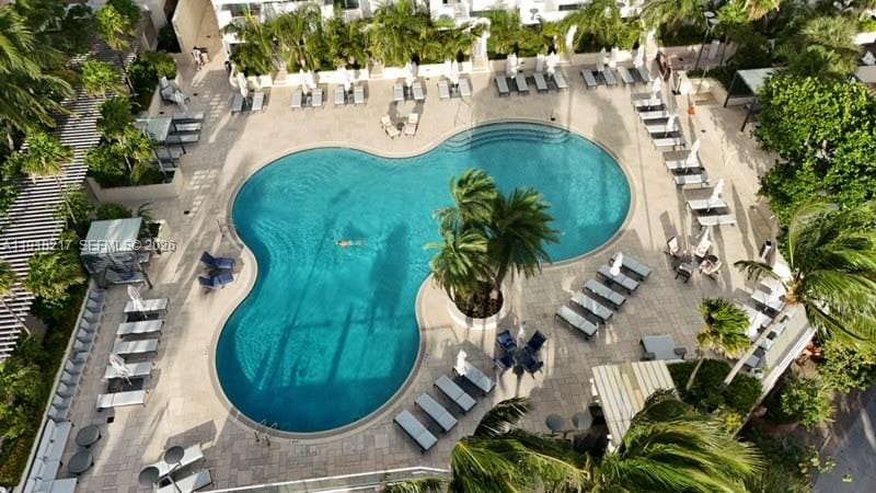 300 S Pointe Drive 906, Miami Beach, FL 33139 photo 22